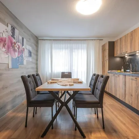 Steinadler Bed & Breakfast Neustift im Stubaital